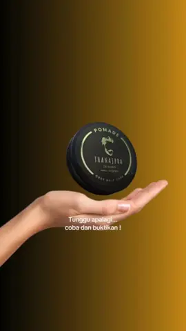 Pomed oil-best by Thanajpra tidak hanya unggul dalam memberikan gaya rambut yang tahan lama dan berilau.. #pomadethanajpra #pomadetravelsize #pomadeindonesia #pomadeoilbased #pomadesehat 