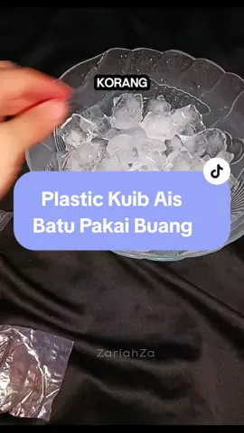 Korang lepas ni ais batu tak payah beli buat sendiri je Guna ni .. korangg Rebut cepatttt tau sebelum stock plastic kuib ais tu habis 🥰 #kiubais #plastikkiubais #plastikais #cubeice #cubeicepack #packcubeice #plastikaisbatu