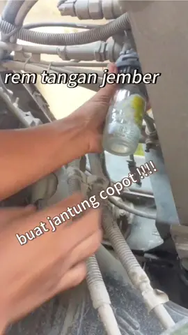 review bunyik rem tangan jember 😅#kontenhiburan #fypシ゚viral #driver_muda_punyacerita #hiburan_tiktok_beranda_fyp 