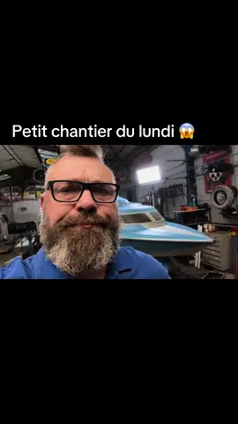 #limperatrice @L'Impératrice 👑 #garage #cool #moi #vaisseauspatial 