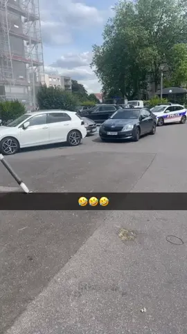 Ah dans deux jours le sang 🤣🗣️🩸 #prt #prtoi #foryou #fyp #pourtoi #94 #citer2france #police #bst #bac #🤣🤣🤣 