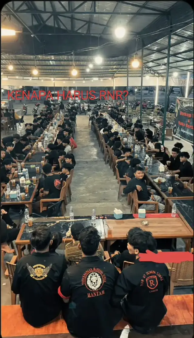 EST 2006 KAMI ADA DAN KAMI NYATA!!! @reealitrocknroll @rnrjumpalibas_07 IZIN ABANGDA🙌#BUKAMGENGMOTOR #medanboys🏴‍☠️ #LEWATBERANDA #RNR07JUMPALIBAZZZ#ANTIBIRU #PYP#KAMIADADANKAMINYATA