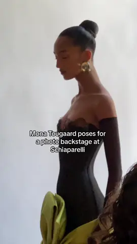Shes taking it! #monatougaard #TikTokFashion #schiaparellihautecouture #schaiparelli #pfw #dazedfashiontv 