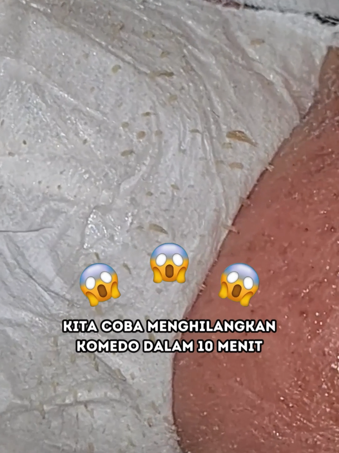 Jangan khawatir soal komedo lagi! Blackhead Mask Breylee solusinya. Original, aman BPOM, dan dapet 100pcs kertas di dalam box🥰   #Breylee #Semuamaupakaibreylee #Benaturalbeyou