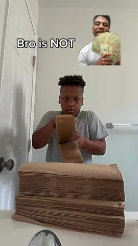#money #flexing #meme #kid #joke #funny #trend #viral #moneymangotmotionfr #cash #dollar #rich #genalpha #generation #alpha #cooked 