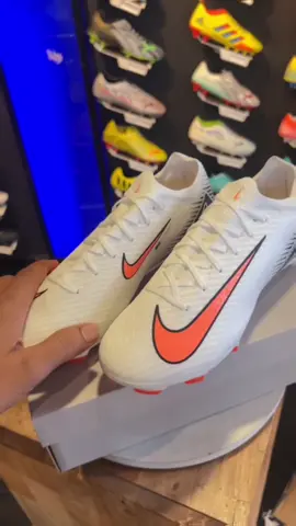 🔥 รองเท้าฟุตบอลเวเปอร์ 15 สายสปีดคอนโทรลตัวใหม่ล่าสุดปี 2024 #สตั๊ดnike #รองเท้าฟุตบอล⚽🥰 #รองเท้าฟุตบอล #รองเท้าสตั๊ด #รองเท้าสตั๊ดมือหนึ่ง #รองเท้าสตั๊ดnike #สตั๊ด #สตั๊ดราคาถูก #รีวิวสตั๊ด #vapor15 #ฟีดดดシ #nikefootball #กีฬาฟุตบอล #ฟุตบอล #สตั๊ดของแท้ #รองเท้าฟุตบอลของแท้ #รองเท้าฟุตบอลชาย 