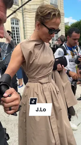 @JLO at the @Dior Couture Fall/Winter 2025 show in Paris. #voguegermany #jlo #jennifer #lopez #jenniferlopez #jlopez #jen #jenniferlopezedit #jloedit 
