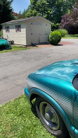 How long can you drive a rod knocking 2.2? #tomsrefurb #chevy #s10 