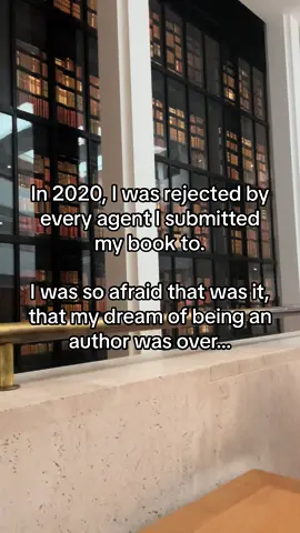 Never give up on yourself! #authorsoftiktok #aspiringauthor #writersoftiktok #authorsofbooktok #writers #authors 