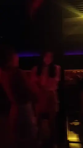 ဟက်ပီးဘက်ဒေး မမ ယေ fbကတင်မရလို့ 