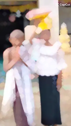 #រូប២០២២និង២០២៤#ជួយចុកបេះដូងម្នាក់មួយផង #ចាំអាត្មាចូលសងវិញ #fyp 