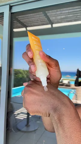 Tis the season for sun, keep that skin bright and protected using the @Murad Skincare Multi-Vitamin Clear Coat SPF 50 available at @LOOKFANTASTIC #Muradpartner #muradskincare #murad 