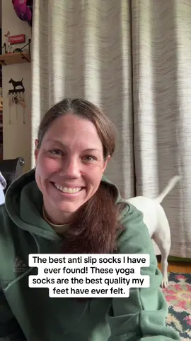#ozaiicyogasocks #ozaiic #antislip #antislipsocks #tiktok #tiktokmademebuyit #musthaves #TikTokShop #bestsummerfinds #yoga #antiskidsocks #thebestoutthere @Normic 