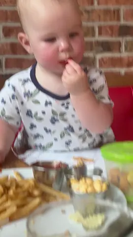 Ketchup baby pt. 2 @Heinz UK @heinz #ketchupbaby #saucegirl #chilldad 