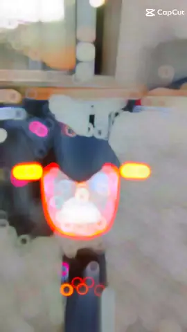 #CapCut #edemenina #meninasnotoque  #moto #150 #yamaha  #mulheresdemoto  #factormontadinha #factor150  #factor #viral #fy  #vaiprofycaramba #foryou #trend 