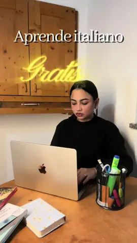 Aprende italiano gratis ✨ te muestro los canales para hacerlo ☺️#aprenderitaliano #aprenderidiomas  #italia #latinoseneuropa #fyp #colombianosenelexterior 