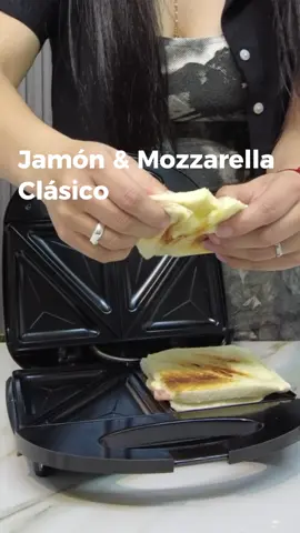 Este clásico no te lo puedes perder 😋🥪.. Jamón y queso en la sanduchera Eche Pro Envios gratis a todo el Ecuador 🇪🇨🚚 Visita nuestro Instagram y participa en nuestro sorteo de Junio 👀🎁 #echefpro #echef #recetas #facil #viral 