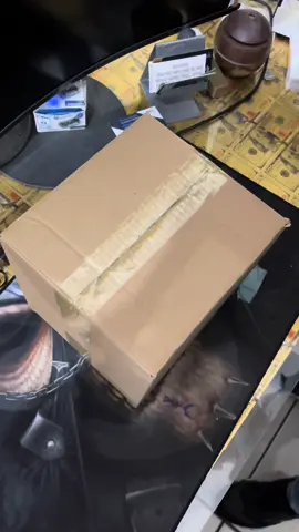 Voce nao vai acreditar ? O Cliente ainda reclamou, voce acha que ta certo? #cliente #caixaxmisteriosa #caixa #viral #viraliza #reel #presente #reclamacao #caixamisteriosa #surpresa #playstation 