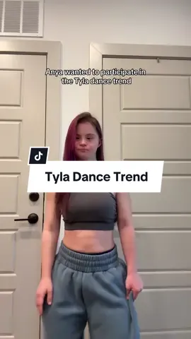 She even asked for my blue sweatpants… 🙃 #gymgirls #gymhumor #tyla #tyladance #trendingdance 