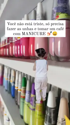 cada detalhe conta 🥰✨🤍 . . . . #unhas #unhasdegel  #manicure #pedicure #nails💅 #nailsdesigner #humor #humortiktok #video #meme #fy #fyp #foryou 