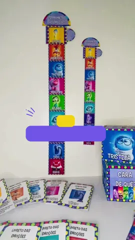 🎉📚✨ Novo Kit Exclusivo: Trabalhando as Emoções com Divertidamente! 🎬😊 🧡 Kit completo por apenas R$9,00! 📊 Termômetro das Emoções em 3 tamanhos: pequeno (1 folha A4), médio (2 folhas A4) e grande (3 folhas A4) com orientações de uso. 🎲 Dinâmica das Emoções - 
