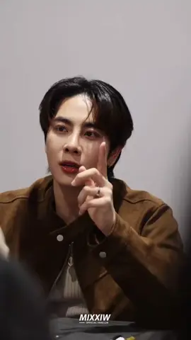 bener kata tay tawan, mix itu berseri-seri, mempesona dan cantik 😍 #mixxiw #mixsahaphap #earthmix #gmmtv #thaiactor #fyp 