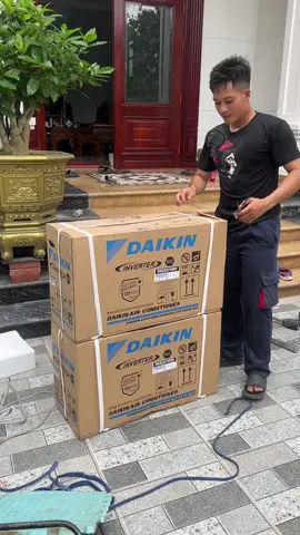 Điều hoà daikin inverter 1 chiều mới đập hộp model 2024 #dieuhoakhongkhi #lapdieuhoa #airconditioner #daikin #dienlanh 