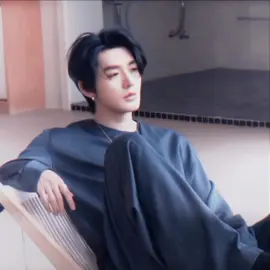 love his hairstyle!! gondrongin sekalian plss 🫠 #dengwei #dengwei邓为 