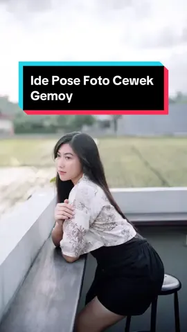 Agak nungging dikit #fyp #gayafoto #ideposefoto #photography #idefoto 