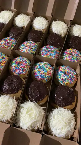 donat box 10.000 isi 3😍 #donatmini #donatbandung #donatenak 