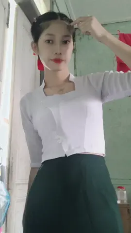 #ဆရာမလေးကိုချစ်ကြည့်ပါ🥰 #မြင်ပါများပြီးချစ်ကျွမ်းဝင်အောင်လို့🖤🤒 