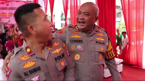 Bedah rumah dan bakti sosial dengan marbot masjid, penggali kubur, pemandi jenazah dan nelayan di kecamatan pontang, Kabupaten Serang.  #kapolresserang #akbpcandrasasongko  #wakapolresserang #kabupatenserang #polresserang #poldabanten #polripresisi #polisiindonesia #polisiindonesia🇮🇩 #polisimembantumasyarakat #bantuansosial #bantuanpolisi #marbotmasjid #penggalikubur #pemandijenazah #nelayan #emak #emakemak #anakanak #hutbhayangkara #fyp #fypシ゚viral #fypage #polisifyp  🎵: Diujung Jalan - Samson (Cover oleh Jinkupeh) 