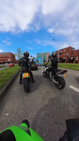 I like how they looked back and put a thumbs up in sync lol #motorcycletok #trend #biker #fyp #thekawaman #funny #bikelife 