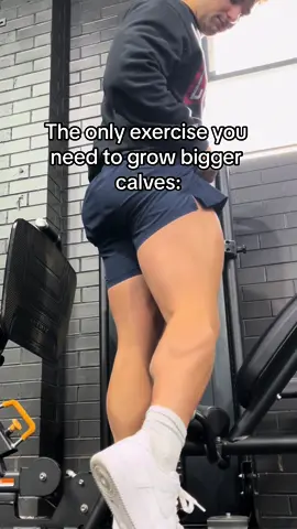 The only calf exercise youll find me doing #gym #bodybuilding #GymTok #calves 