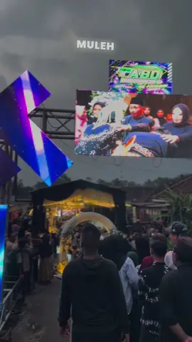 Masak gak pengen kayak gini??? Auto heboh 1 desa 🥳🔥🤩😂 NEW ABD PRODUCTIONS Sewa rigging stage malang Sewa sound system malang Sewa tenda malang Sewa perlengkapan event Sewa Videotron malang Wa 081334585970  #soundsystemmalang #soundbalapmalang #soundhoregmalang #karnaval  #carnival #sewalighting #sewavideotron #sewaled #sewasoundkarnaval #brewogaudio #blizzardaudio #riswandaaudio #soundsystembattle #horegchannel #soundhoreg #soundhoregmalang #soundprindavan #soundsystemjatim #brewogaudioblitar #brewogmusic #soundhoregjatim #soundhoregjateng #soundbalapjatim #soundhoregblitar #pemburuhoregjatim  #cctvsoundbalap #soundbalapmalang  #fyptiktok #tiktokfyp #fyp1   #brewogaudio #riswandaaudio #newabdpro #newabdaudio #newabd #soundprindavan  #takbirjawatengah #takbirsumbersewu #battlesumbersewu #takbirpati #tarlingjateng #tarlingkaraban #tarlingkayen #tarlingkudus 