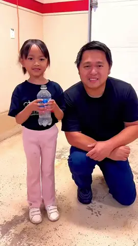 little brother sings #xuandongvlog #usa🇺🇸 #mukbang #funny #viral 