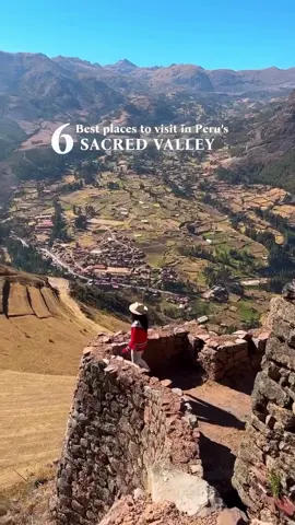 The Sacred Valley is a must when in Peru!🇵🇪 In our top-rated day tour, you will not only discover the Valley’s top sites, but also learn more about the Inca history and enjoy delicious food.🤩 All of this while avoiding the crowds.🙌🏼 Comment “valley” to get more information about this tour.📲 #altitudeperu #sacredvalley #cusco #machupicchu #peru #southamericatrip #travelperu 