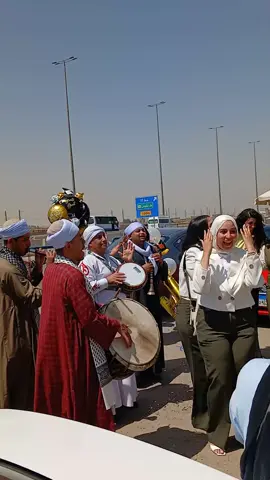 شاهد بنات جامعه مصر فرحانين من القلب ازاي حفلات التخرج اتصل بالفرقه 01091031023#رقص #الصعيدي_بن_سوهاج🇪🇬♥️🔥 #فرق_شعبية 