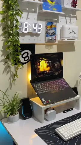 🎱🤍 | #laptop #GamingSetup  #fypage #fyp #gamingroom 