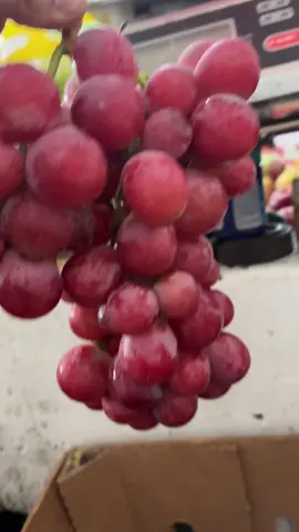 #uva #morada#primer #calidad excelente dia razaa llegaron las uvas moradas primeras dulces con semilla cuantas aqui los atendemos con gusto 
