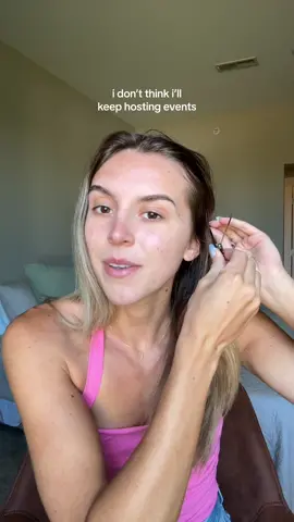 i consider myself an introverted extrovert and big events are a bit too much socializing for me tbh 