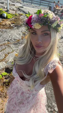 Midsummer ’24 💐 #midsummer #sundress #eurosummer #fyp 