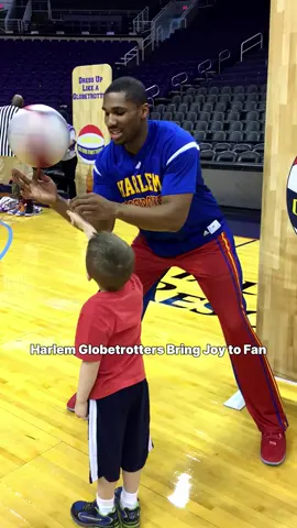 Harlem Globetrotters Bring Joy to Fans❤️#fyp #foryou #basketball #NBA #foryoupage 