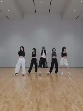 LESSERAFIM EVE PSYCHE AND BLUEBEARDS WIFE DANCE PRACTICE  #lesserafim #sakura #kazuha #eunchae #chaewon #yunjin #lesserafimsakura #lesserafimkazuha #lesserafimeunchae #lesserafimchaewon #lesserafimyunjin #evepsycheandthebluebeardswife #stage #performance #danceperformance #dancepractice #dancekpop #kpoptiktok #kpopdancer #tiktokviralvideo #viralvideo #viral #kpop #tiktok #kpopsongs #song #video #trending #f #fyp #foryou #fyp #foryoupage #fy #funny #foryourpage 