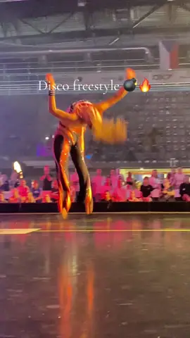 Julia Borowiecka🤩❤️  #dancefever #dance #europeanchampionship #discofreestyle #tumbling #dancer 