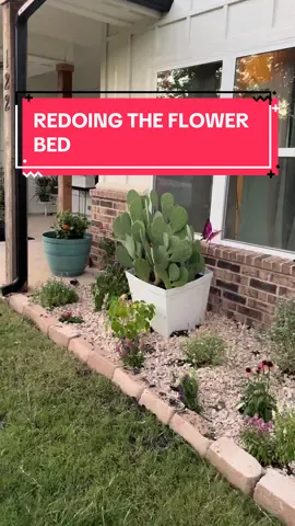 Gardening vlog 💖💐  #garden #landscaping #perennials #homedepot #lowes #Vlog #comewithme #trending #landscape #landscapedesign #landscaper #gardening #gardenproject #gardenersoftiktok #voiceover 