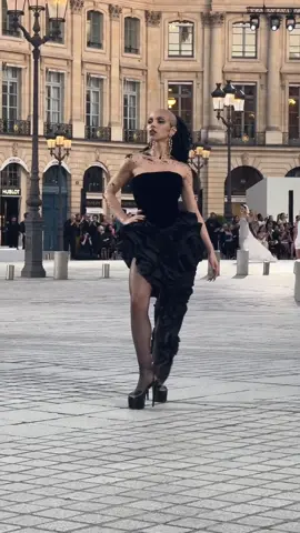 walk like it’s for sale and the rent is due tonight!