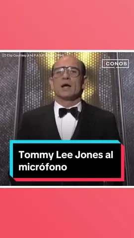 #TommyLeeJones al micrófono #entretenews #oscars #elfugitivo 