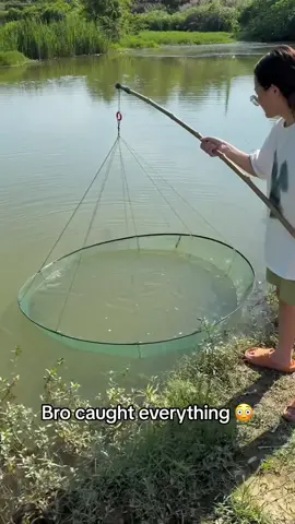 Well there is certainly some fish in there 😅 #fyp #explore #fishing #fish #snake #netfishing #fishtok  (via fishinglover790/IG)