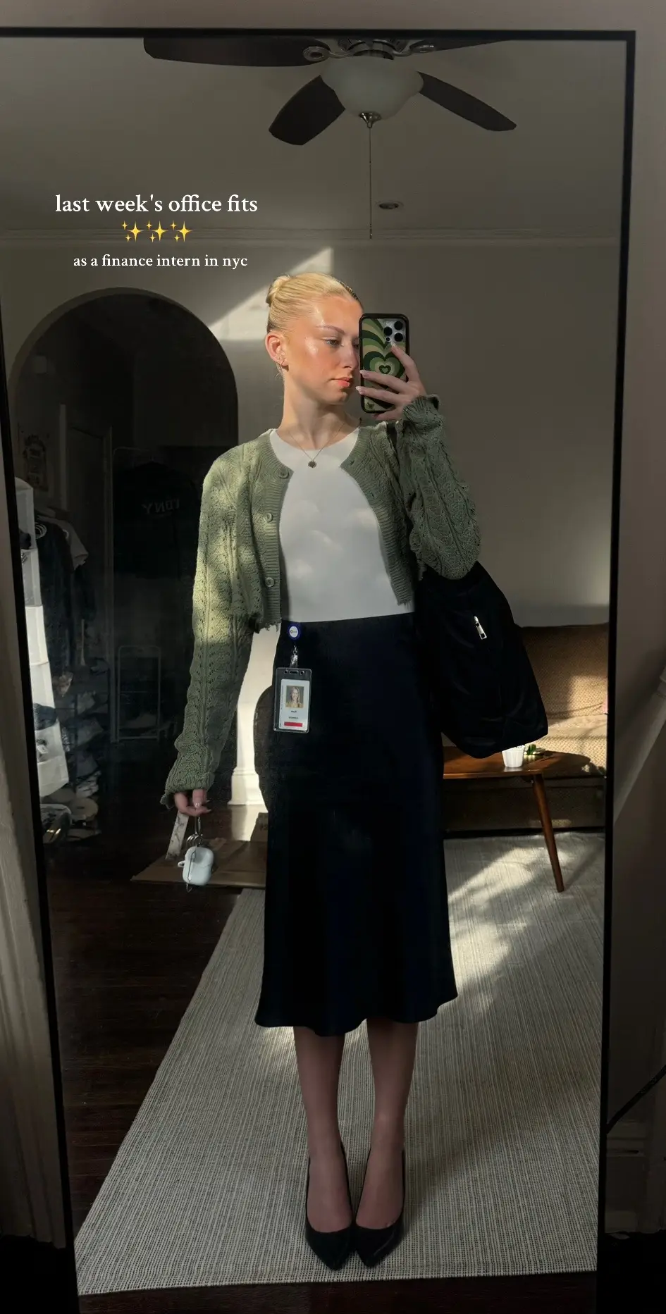 serving business professional baddie 💁🏼‍♀️💁🏼‍♀️💁🏼‍♀️  (sorry for my faces these are all taken at 6:30 AM) #financeintern #internoutfits #officeoutfit #officeoutfitinspo #officesirenmakeup #corportatetok #corporatewomen #corporateoutfit #corporatebaddie #corporategirlies @Aritzia @SKIMS @Club Monaco 